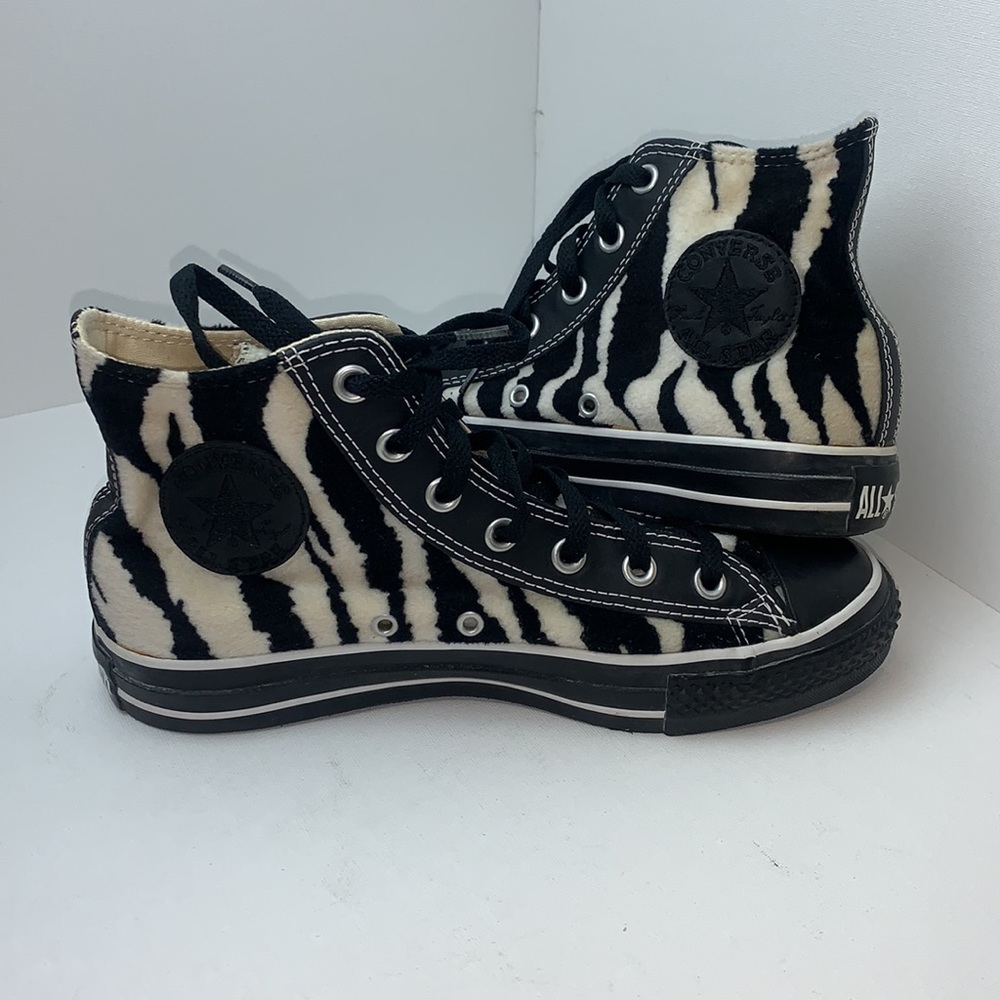 Converse Chuck Taylor All Star Hi Top Black White Zebra Stripe 6 Men / 8 Women